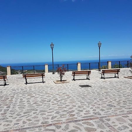 Belvedere Di Ciro' Exteriör bild